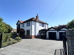 Photo 1- click for photo gallery